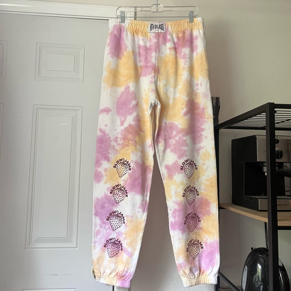 NWT NEW GIRL ORDER white yellow pink tie dye logo patch strawberry graphic sweat